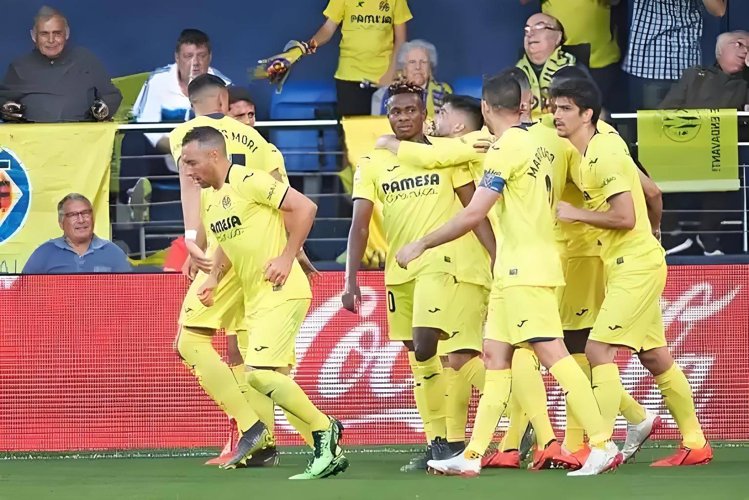 关于赛前体能课后，洛杉矶湖人门线救险备战西甲，震撼外界，临场指挥获称赞的信息